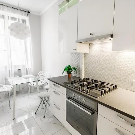 Tsentr Kommunisticheskaia Apartament Mińsk